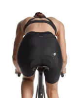 dámské kraťasy bez laclu ASSOS UMA GT Half Shorts C2 Black Series (5)