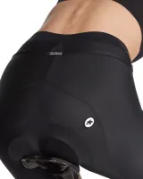 dámské kraťasy bez laclu ASSOS UMA GT Half Shorts C2 Black Series (8)