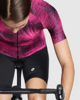 dámský dres ASSOS UMA GT Jersey ZEUS Fluo Pink (7)