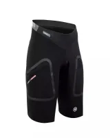 volné kraťasy ASSOS TACTICA CARGO Shorts T3 Black Series (2)
