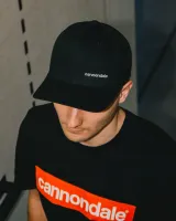 kšiltovka Cannondale lifestyle retro trucker blk (1)