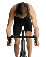 kraťasy ASSOS EQUIPE RS SCHTRADIVARI Bib Shorts S11 Black Series (4)